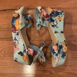 Floral Platform Sandals